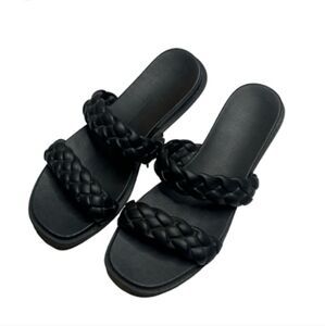 Dolce vita sandals